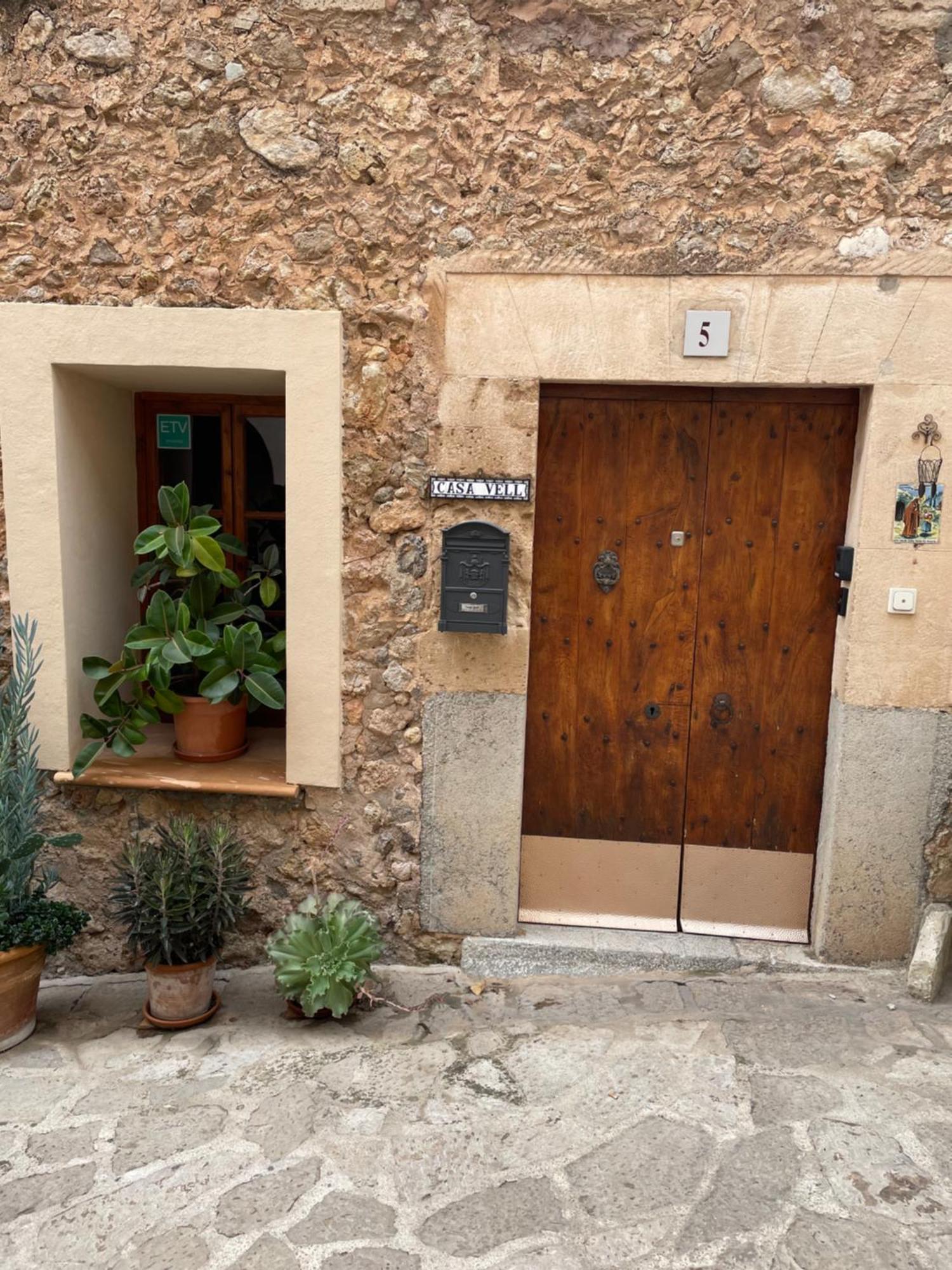 Casa Vell De Ferienhaus